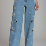 Pearl Fleur Embellished Jean