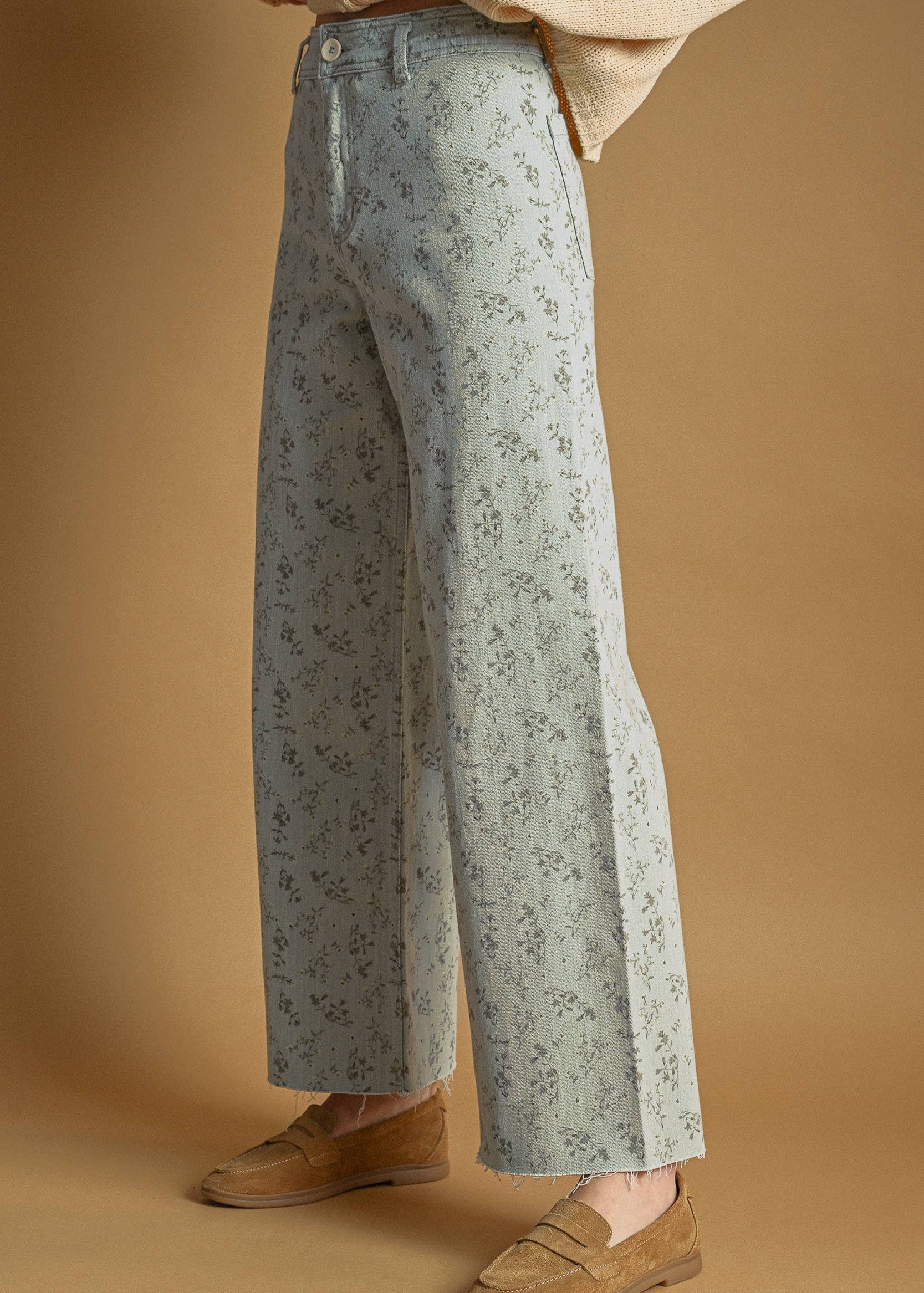 Floral Print Stretched Pants