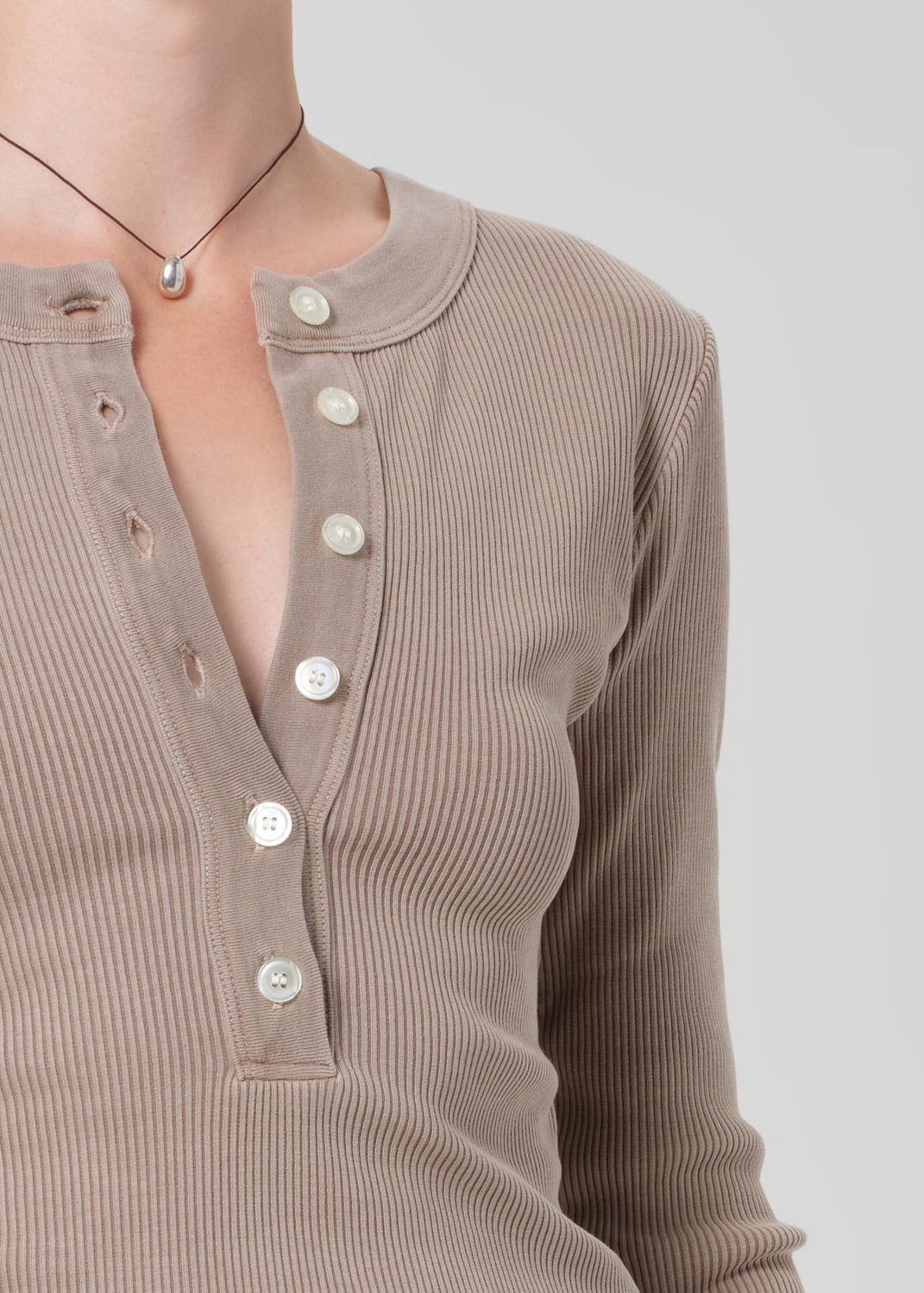 Varra Henley