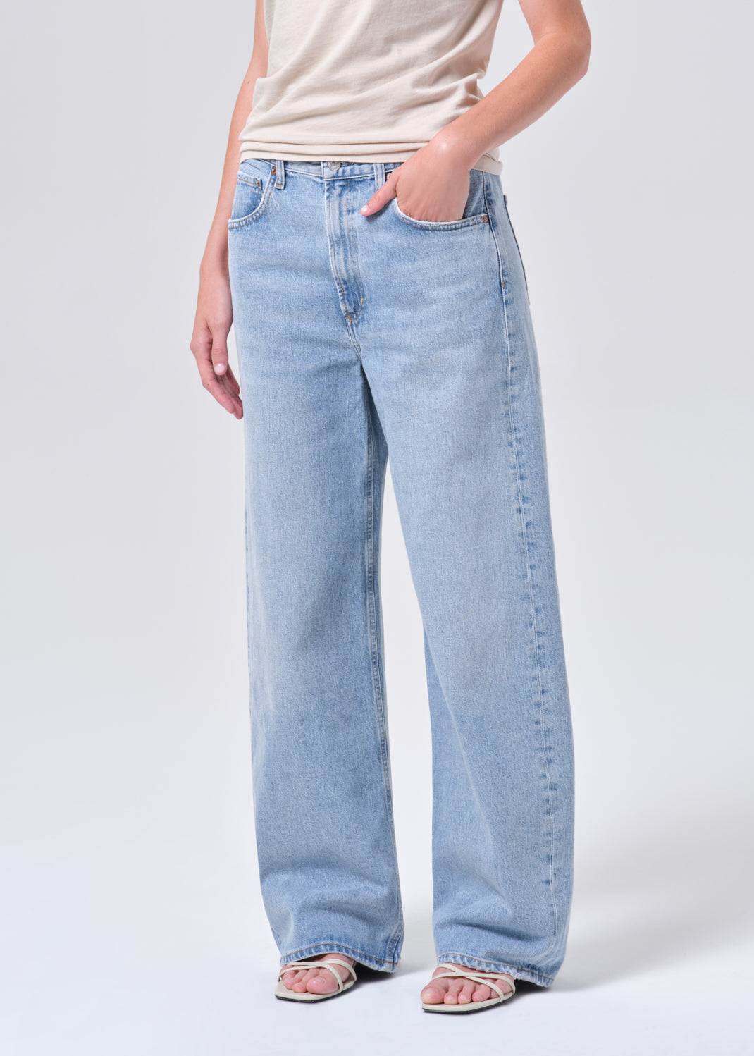 Low Curve Jean