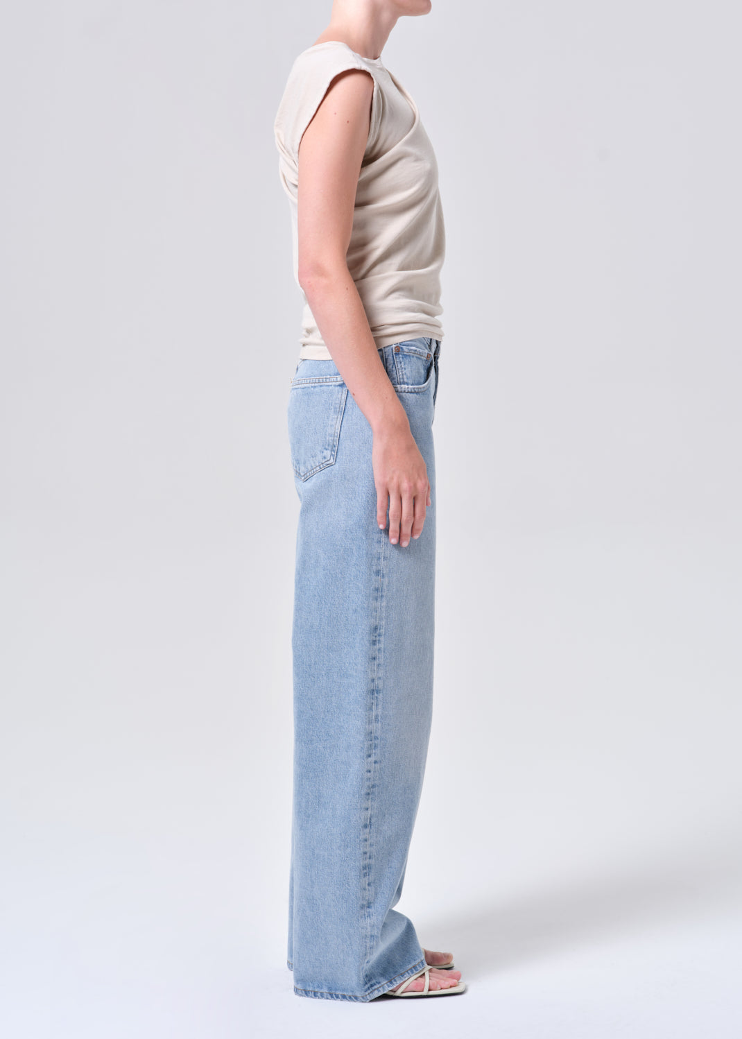 Low Curve Jean