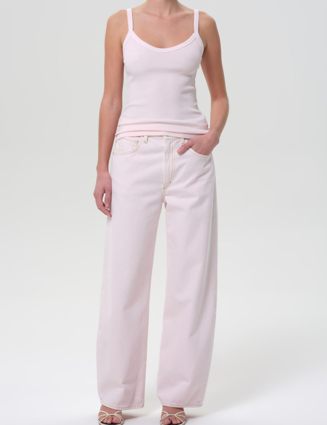 Low Curve Jean
