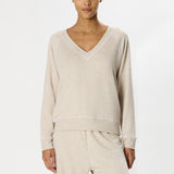 Bennie Fleece V-Neck Sweatshirt
