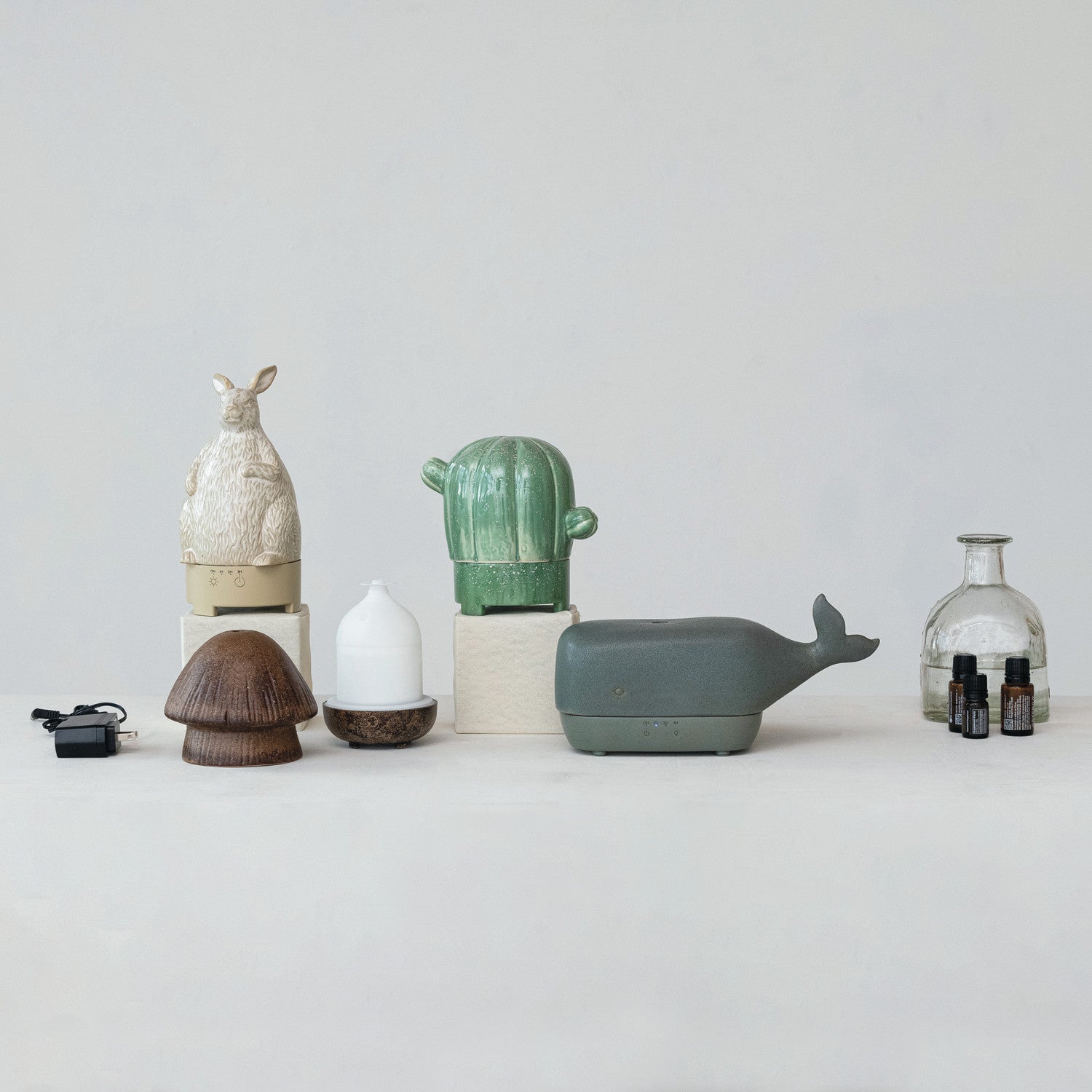 Stoneware Whale Shaped Oil Diffuser w/ Timer (Each One Will Vary)